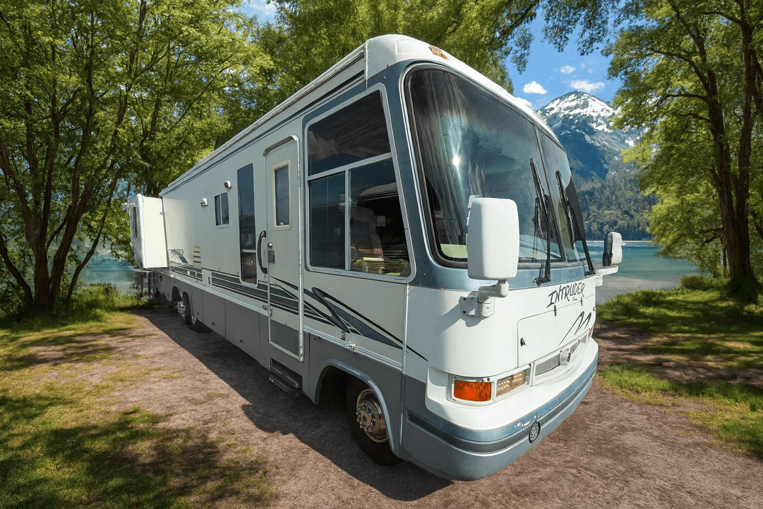 1998 Damon Intruder 349